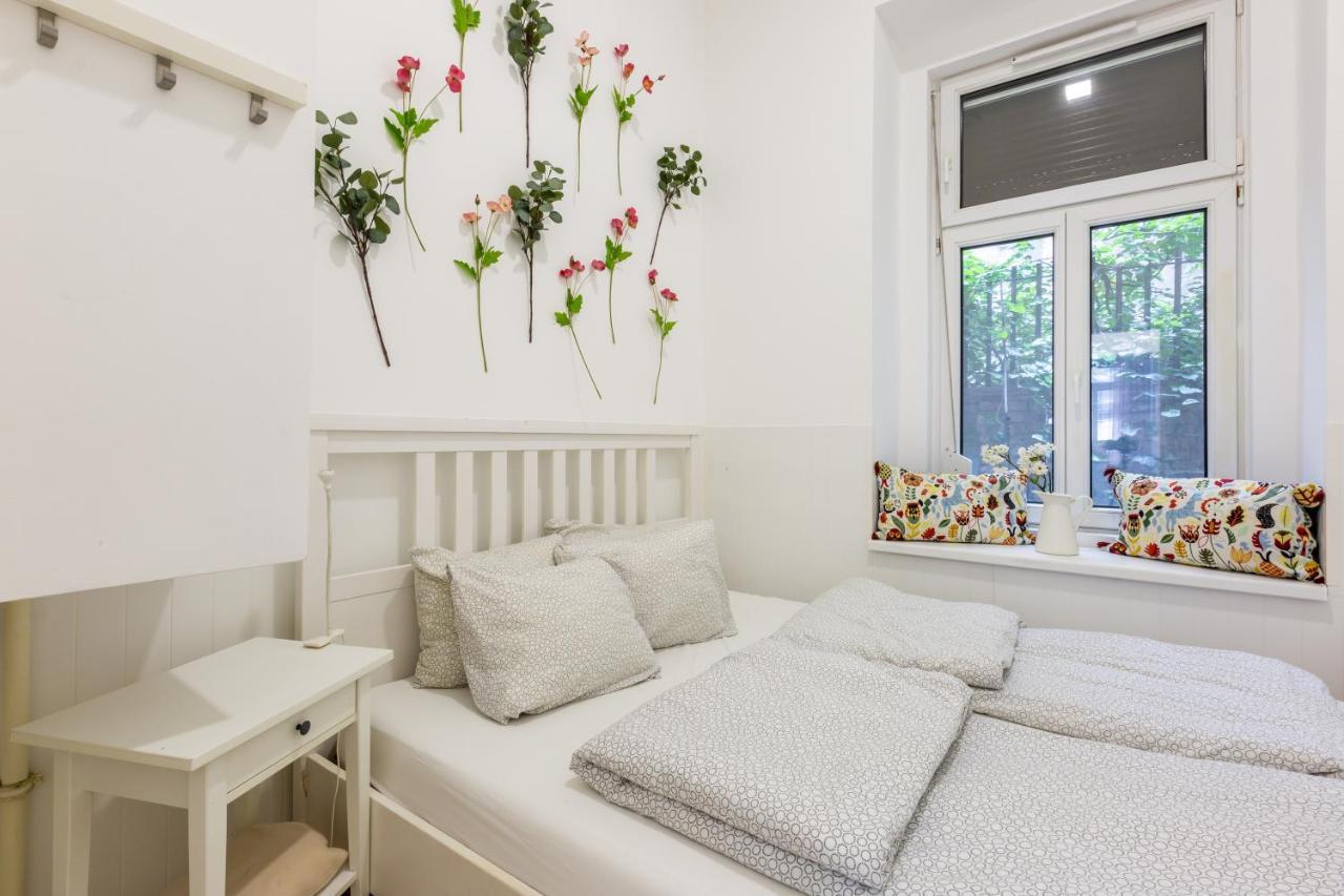 Apartamento Elegant Coziness Budapest Exterior foto