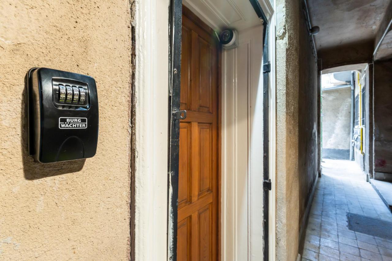 Apartamento Elegant Coziness Budapest Exterior foto